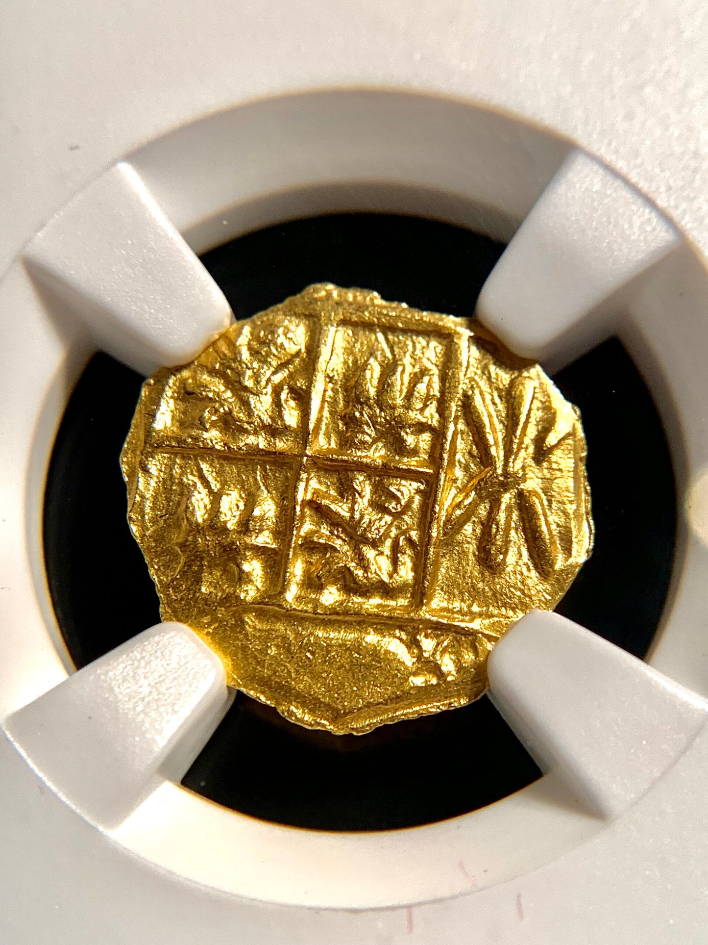 1708-1714 Columbia 1 Escudo NGC MS-65 Finest Known!